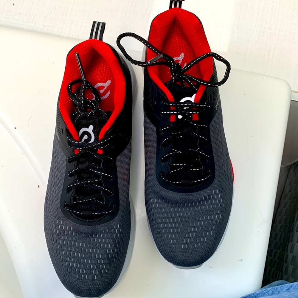 NWOT peloton running sneakers